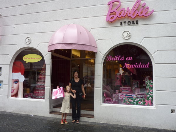 Barbie Store nicho de negocio segmentado por Norberto Loizeau Endeavor 2014